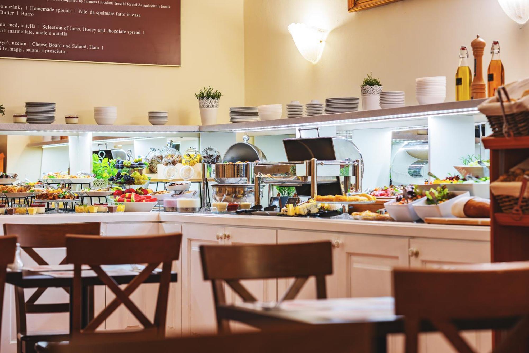Hotel St George - Czech Leading Hotels Прага Екстер'єр фото
